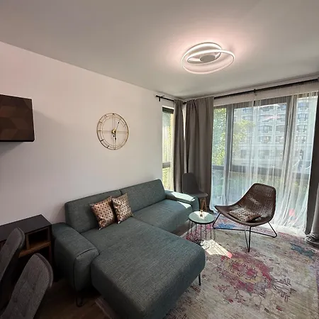 Azur Retreat Design * Άγιος Κωνσταντίνος και Ελένη