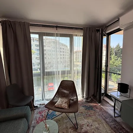 Azur Retreat Design Άγιος Κωνσταντίνος και Ελένη