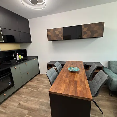 Azur Retreat Design Άγιος Κωνσταντίνος και Ελένη